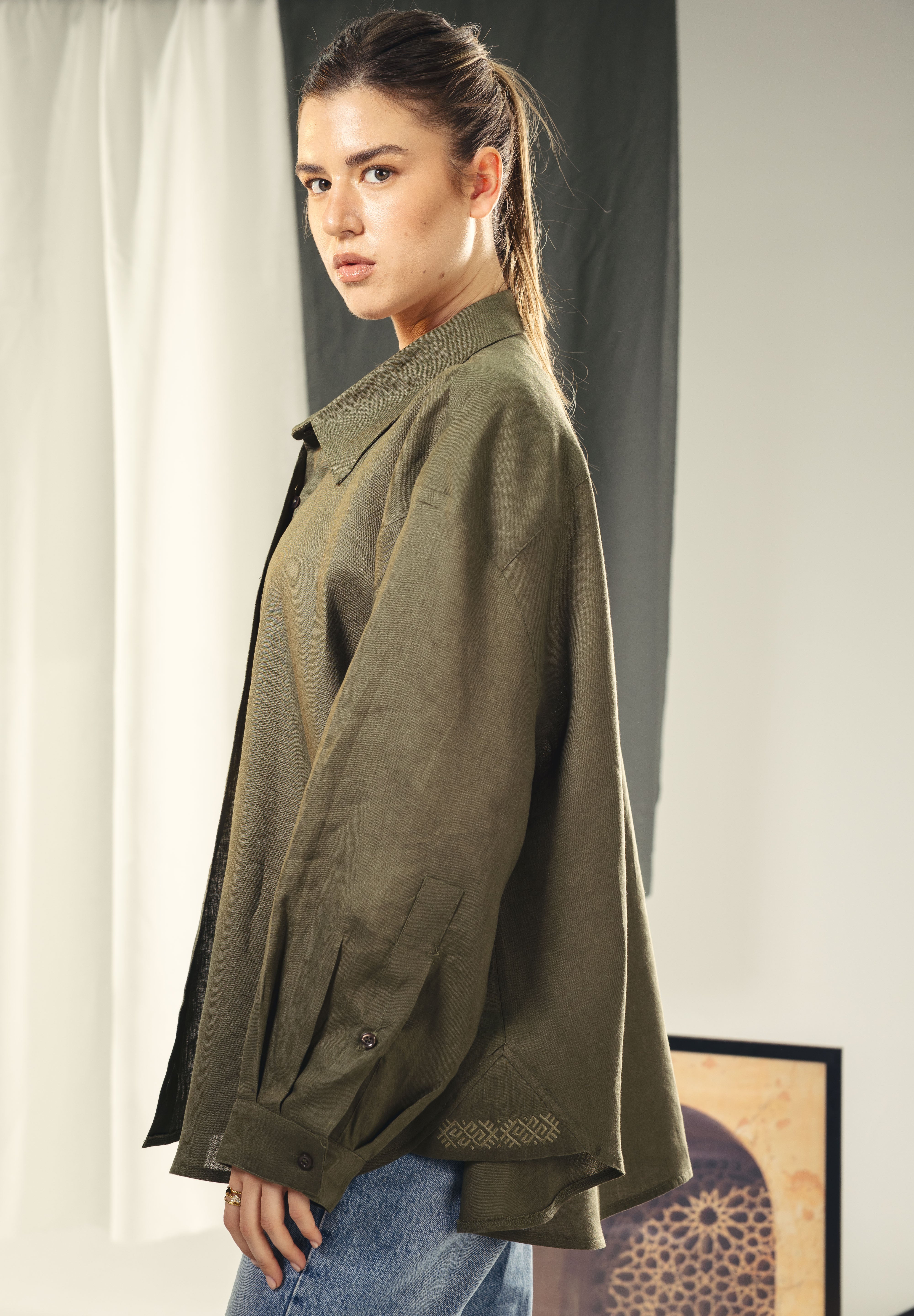 Oversized embroidered shirt olive green