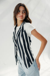 The Solano vest  Black and White