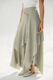 A Flowy skirt with different lengths Olive