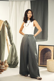 Wide leg pant with pleats Olive