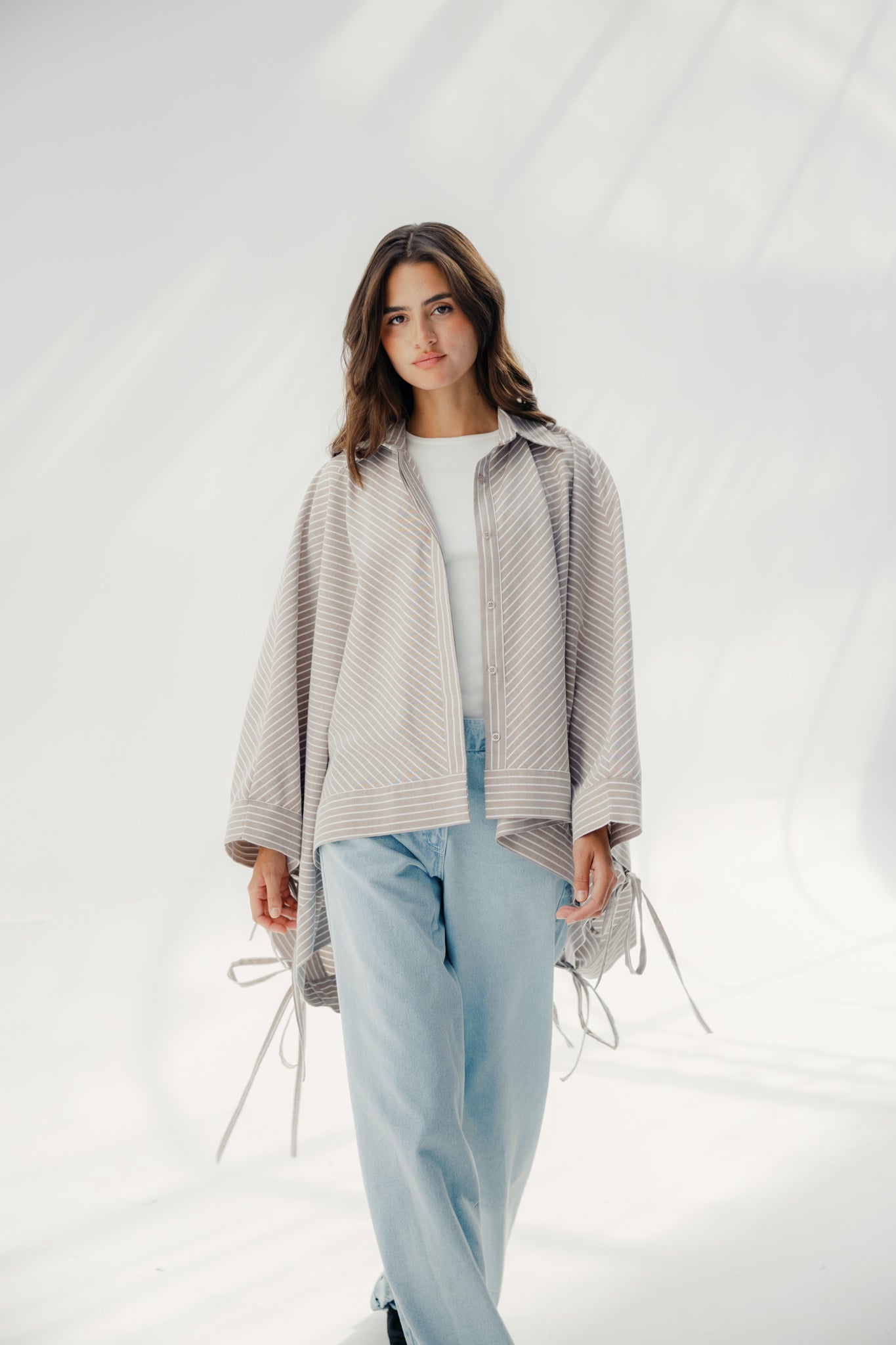 oversized striped shirt with back straw string Cafe & White