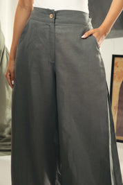Wide leg pant with pleats Olive