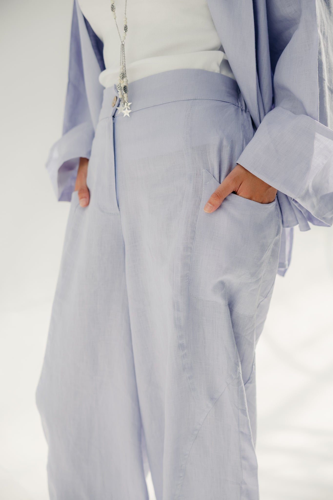 Aslightly Balloon pants with cuts and seams Babyblue