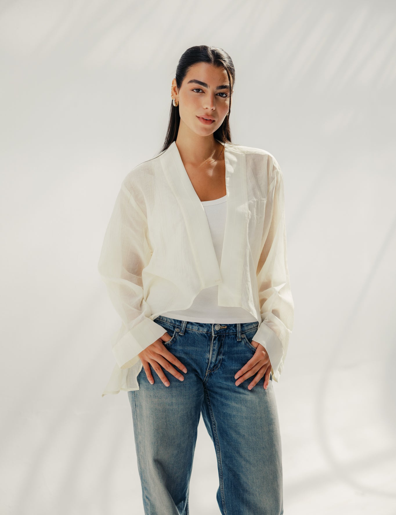 amira-790_f9adb456-cd11-4131-aa0b-176d72ab32da.jpg