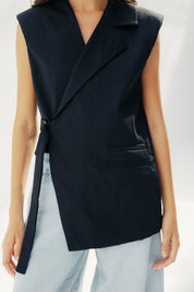 Gabardine Waterproof Vest with Contrast Side Panels Black