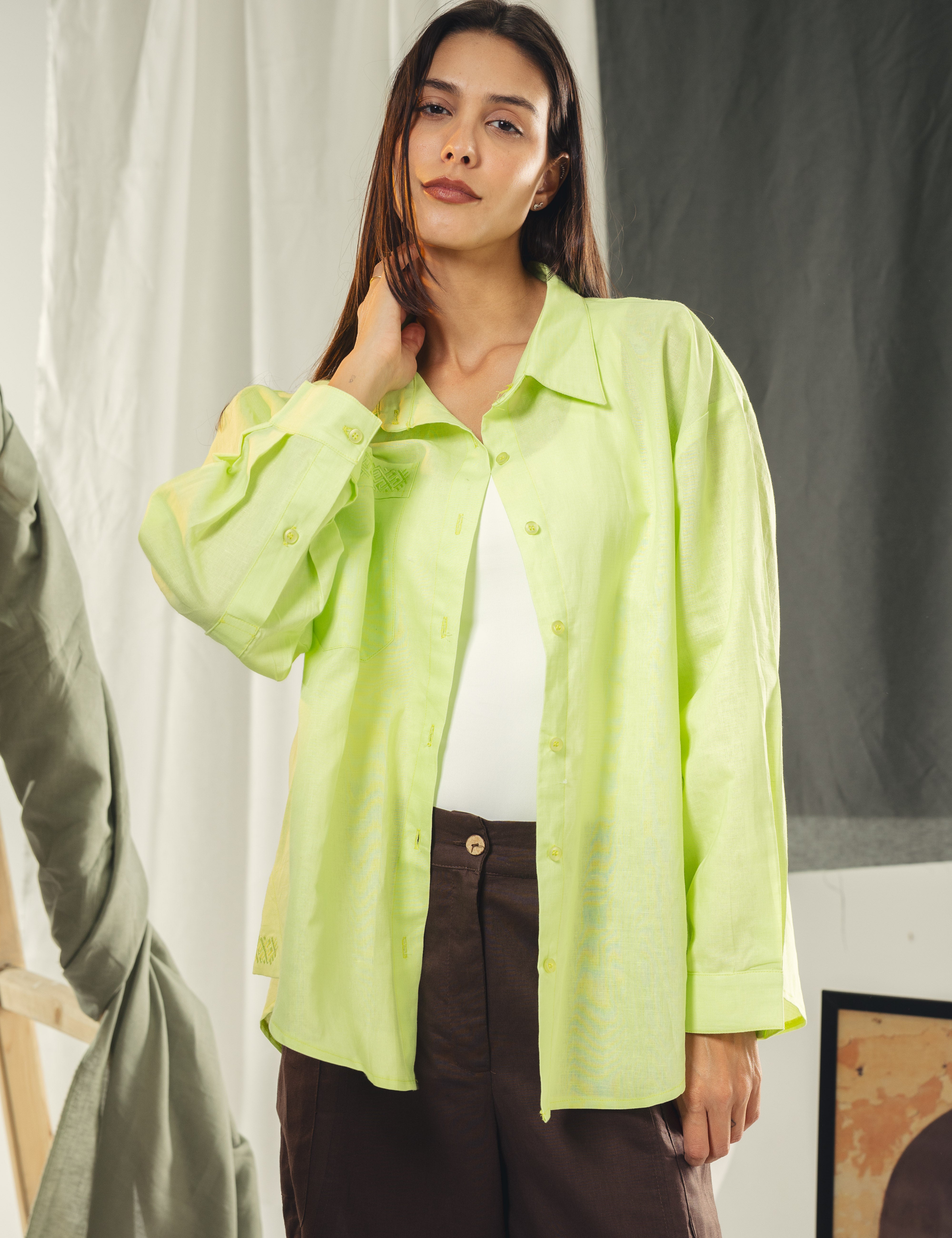 amira-871_e7a580bb-e745-4224-9424-b85a2d733f1a.jpg