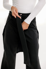 The flow form pants  Black
