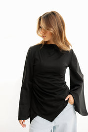 The offset top Black