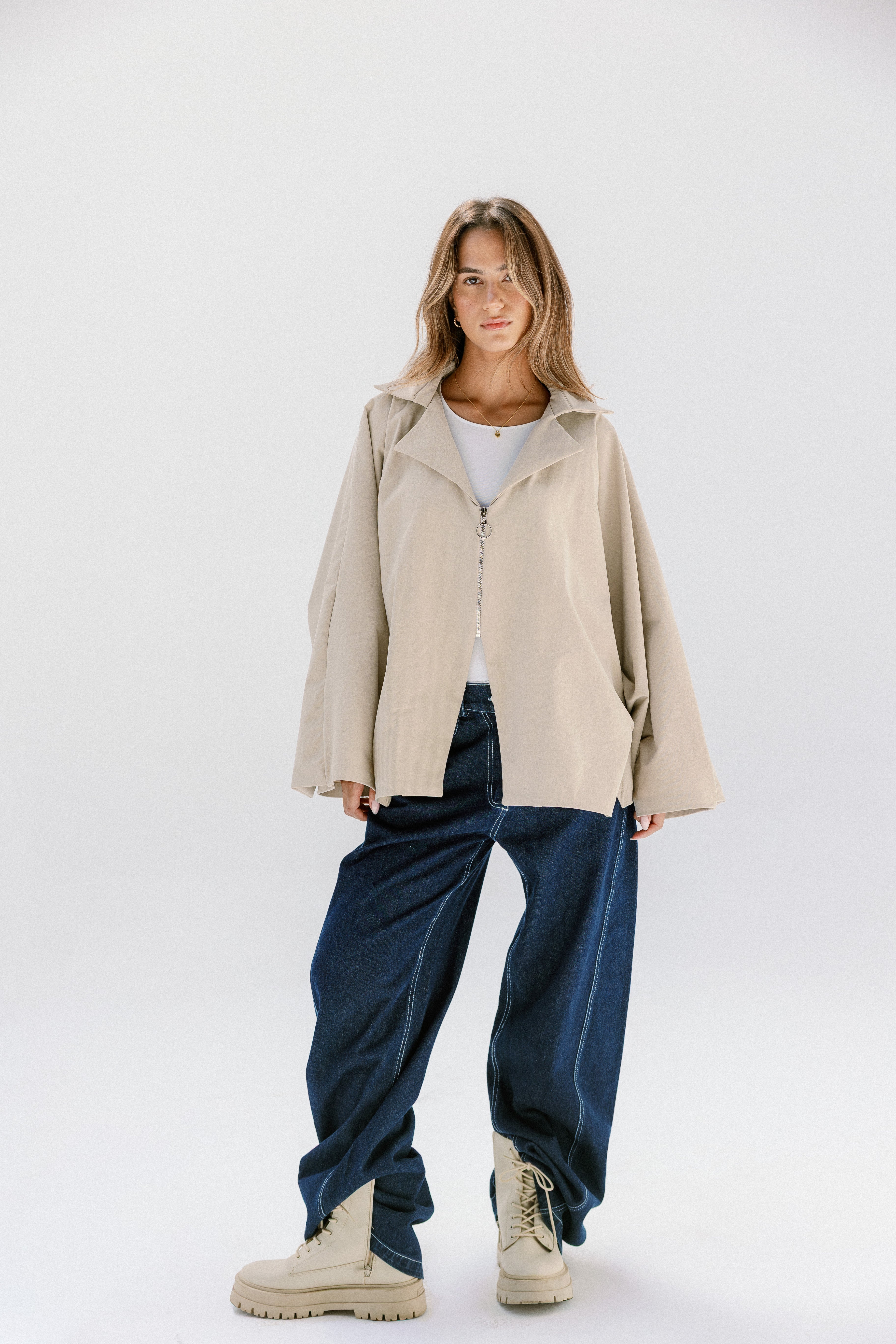 The Cloud line jacket Beige