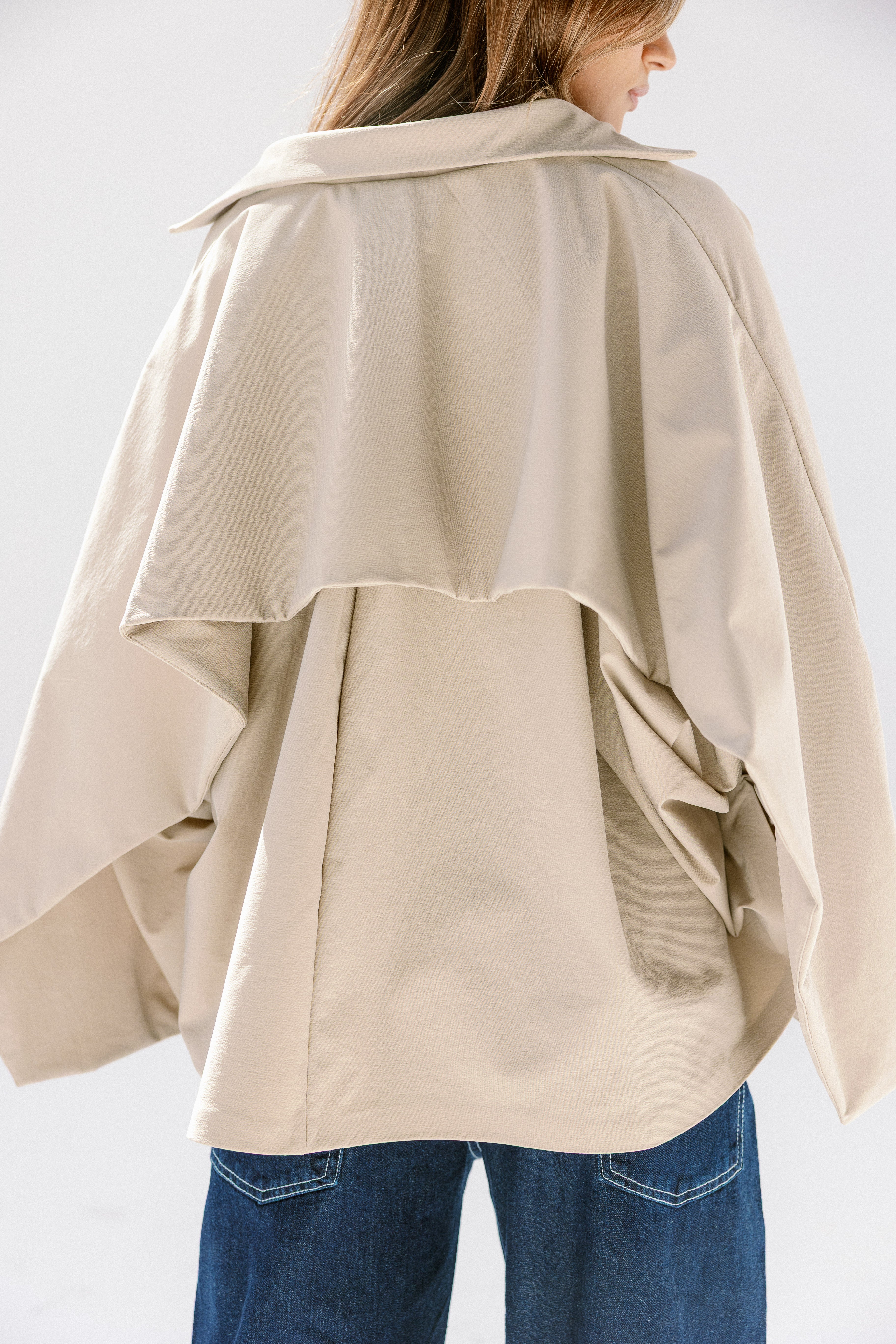 The Cloud line jacket Beige