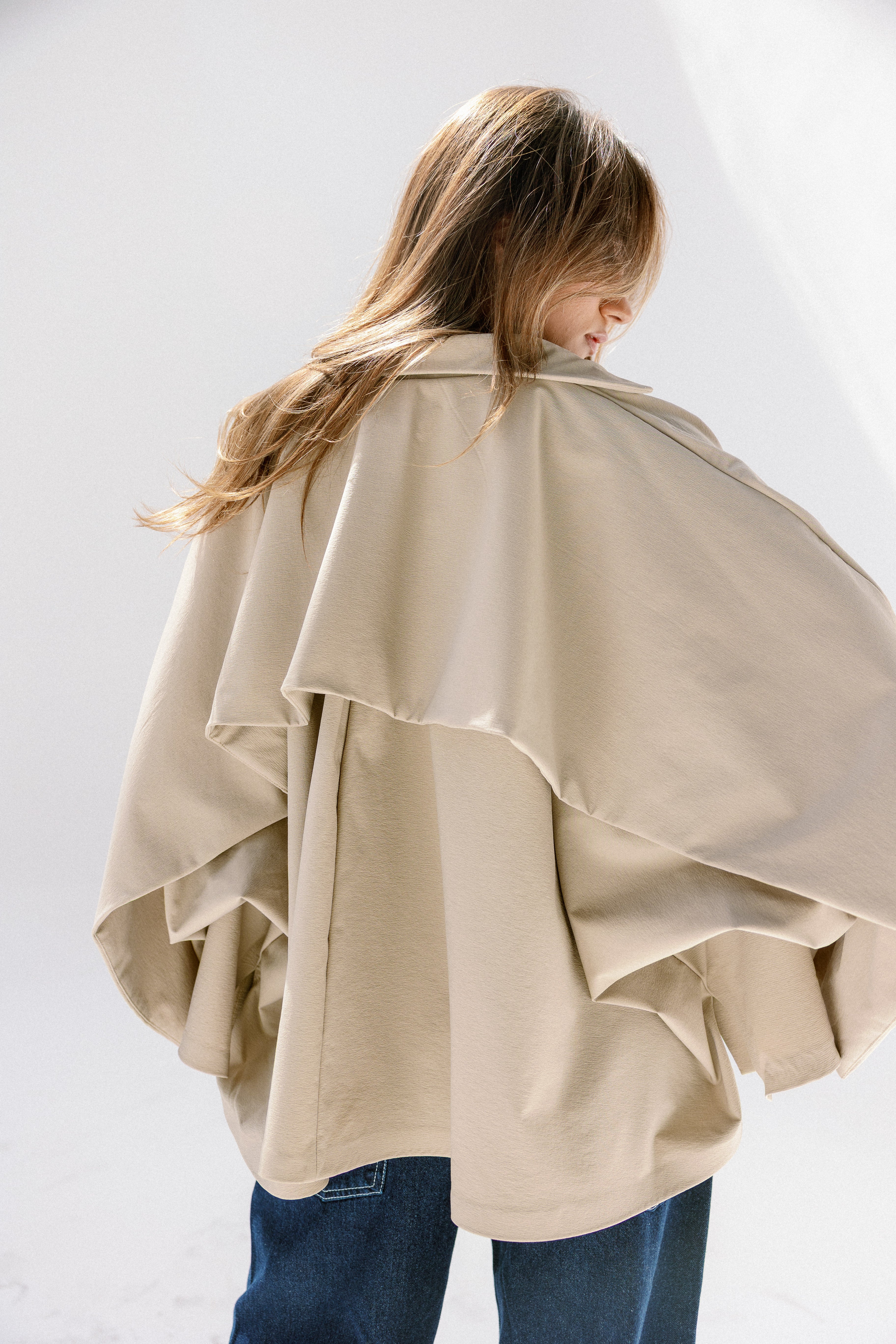 The Cloud line jacket Beige