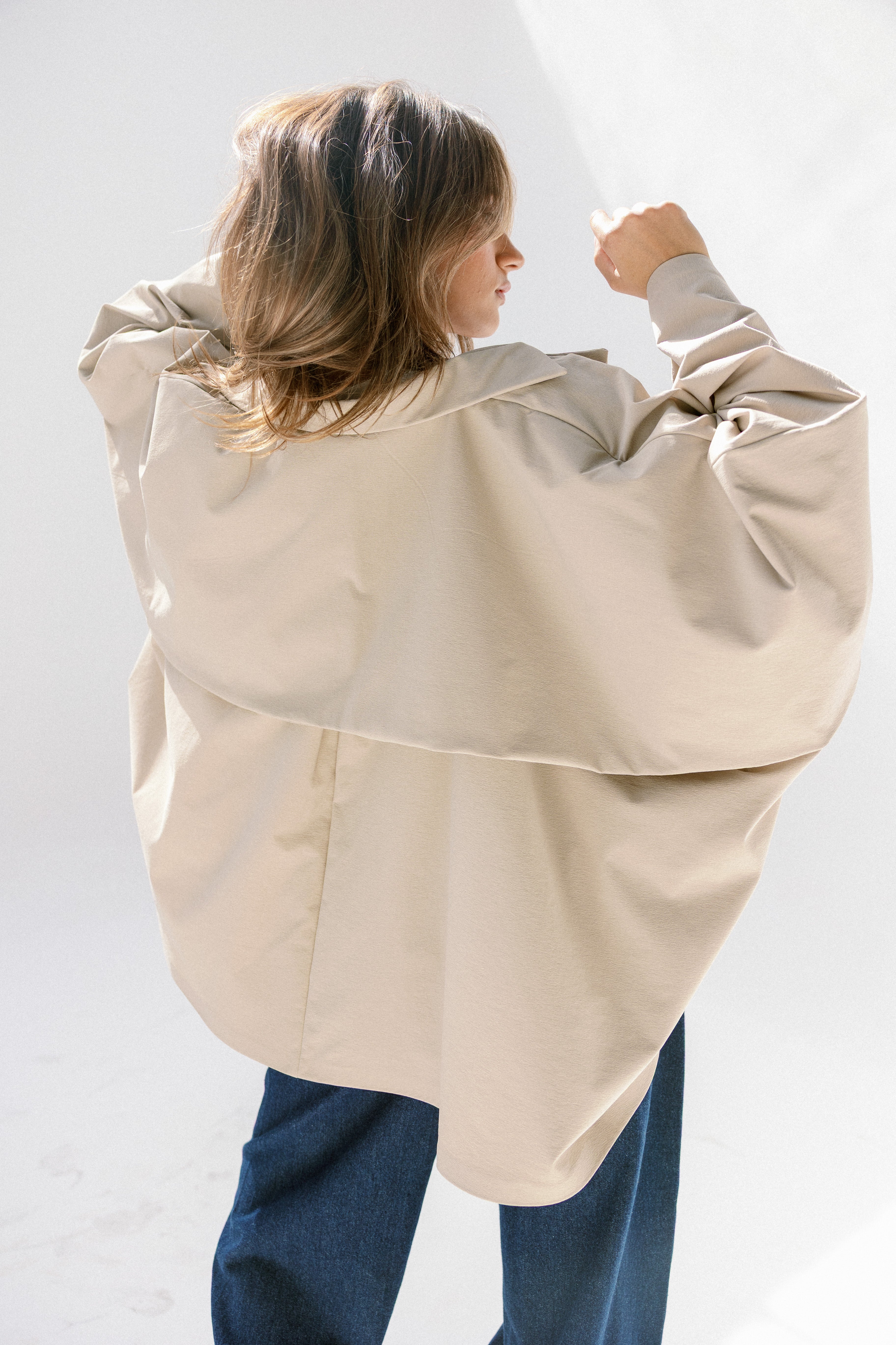 The Cloud line jacket Beige