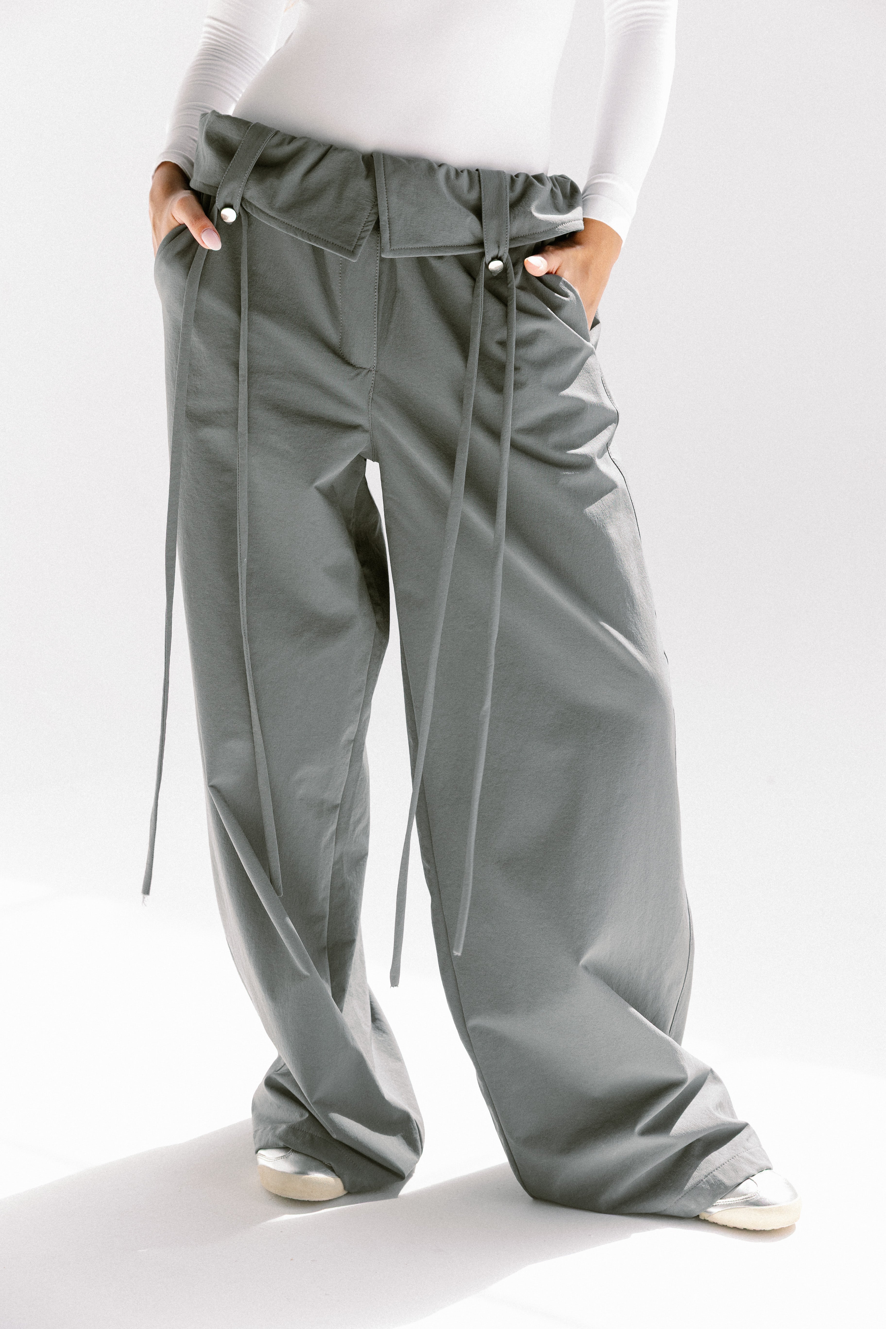 The storm guard utility pants Dark Gray