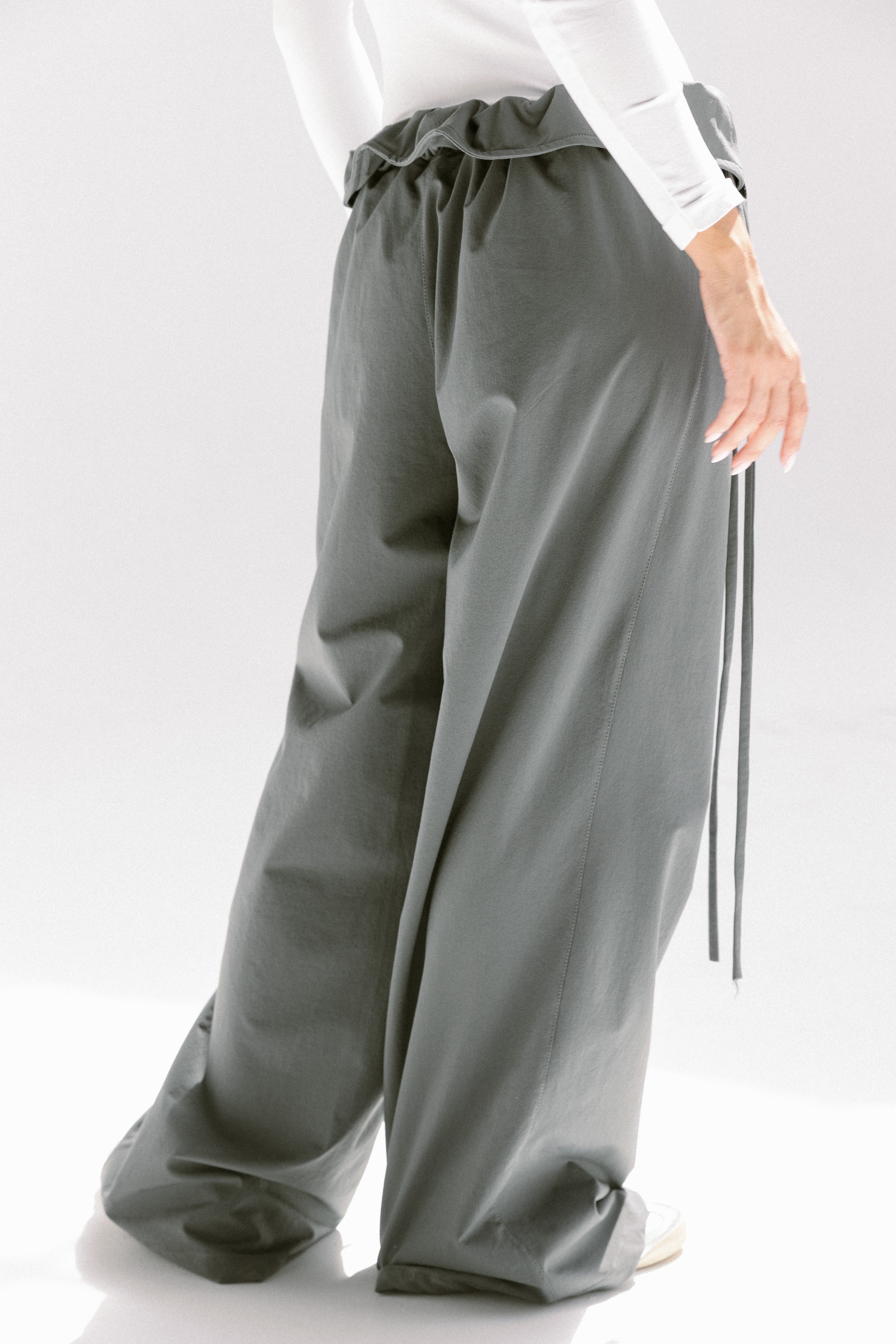 The storm guard utility pants Dark Gray