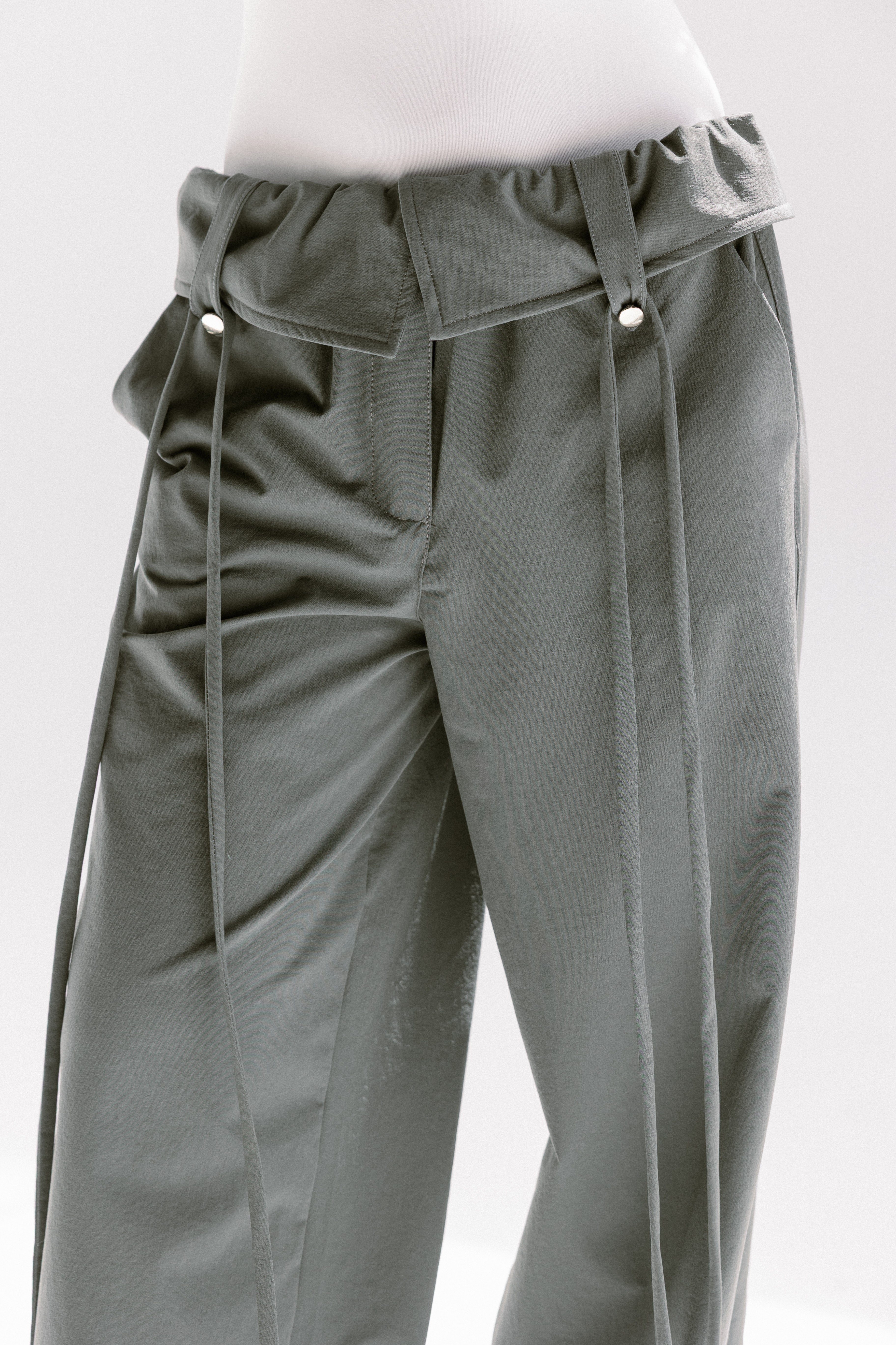 The storm guard utility pants Dark Gray