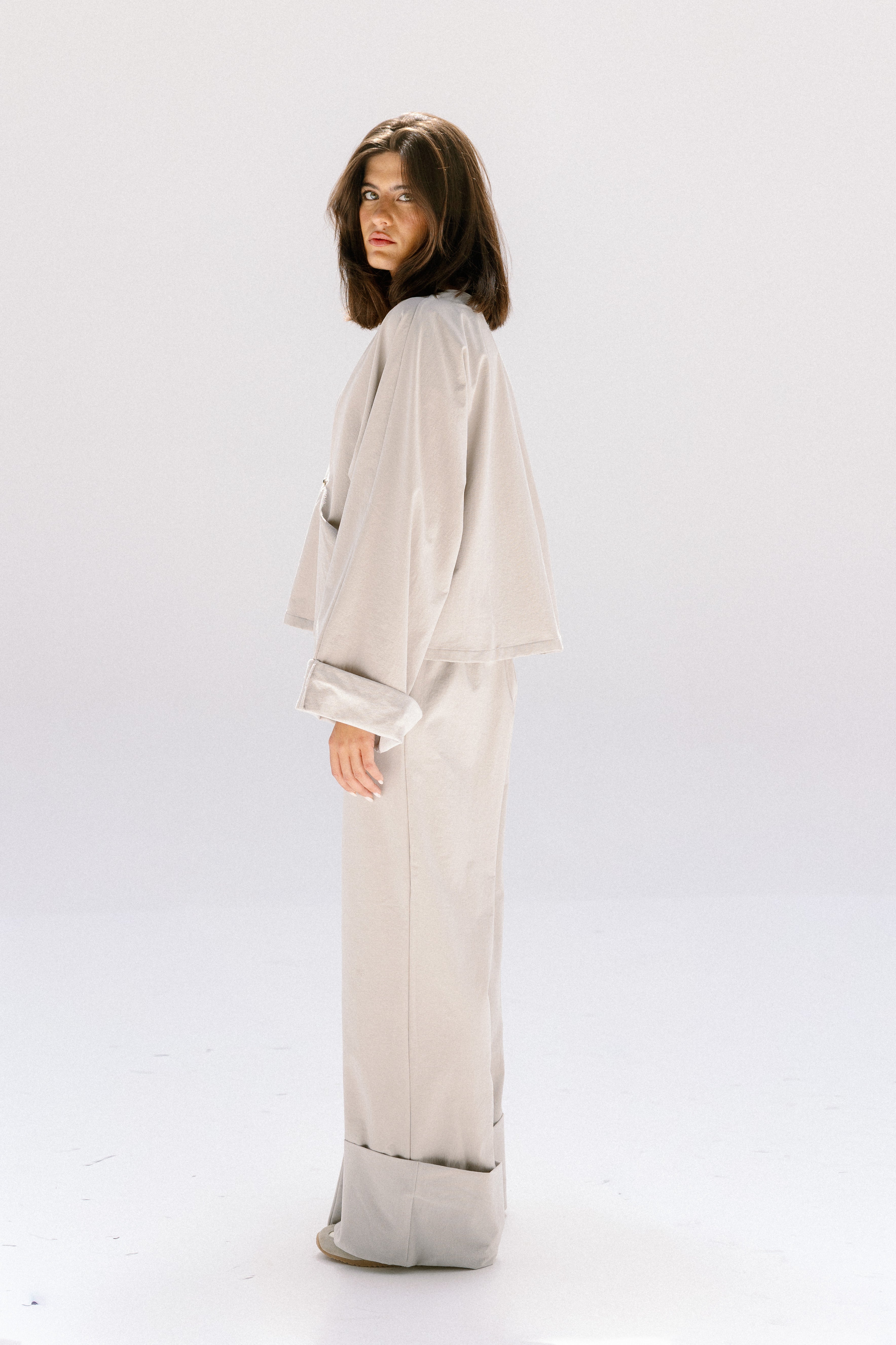 F25-T20 Light Gray
