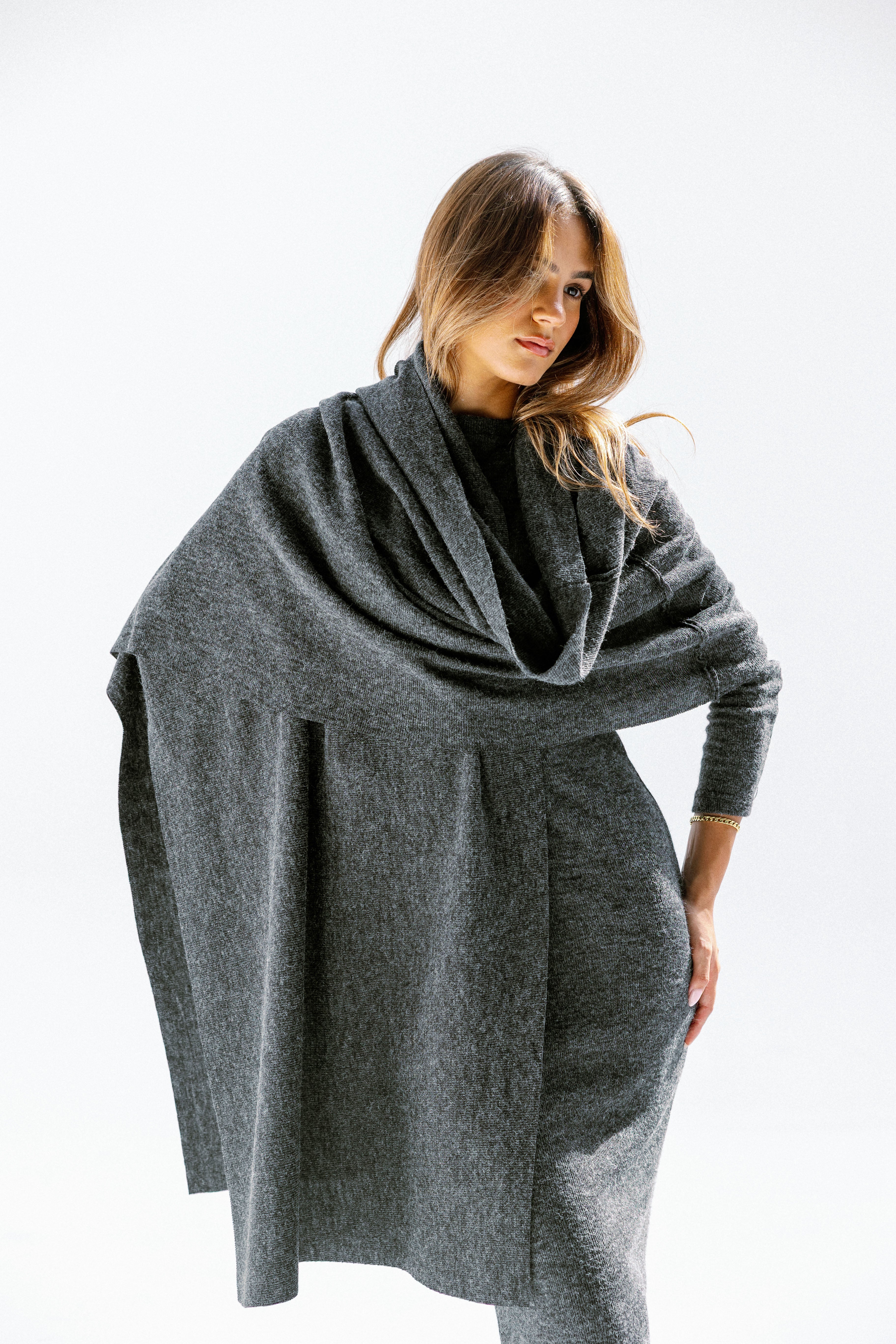 The aura dress  Dark Gray