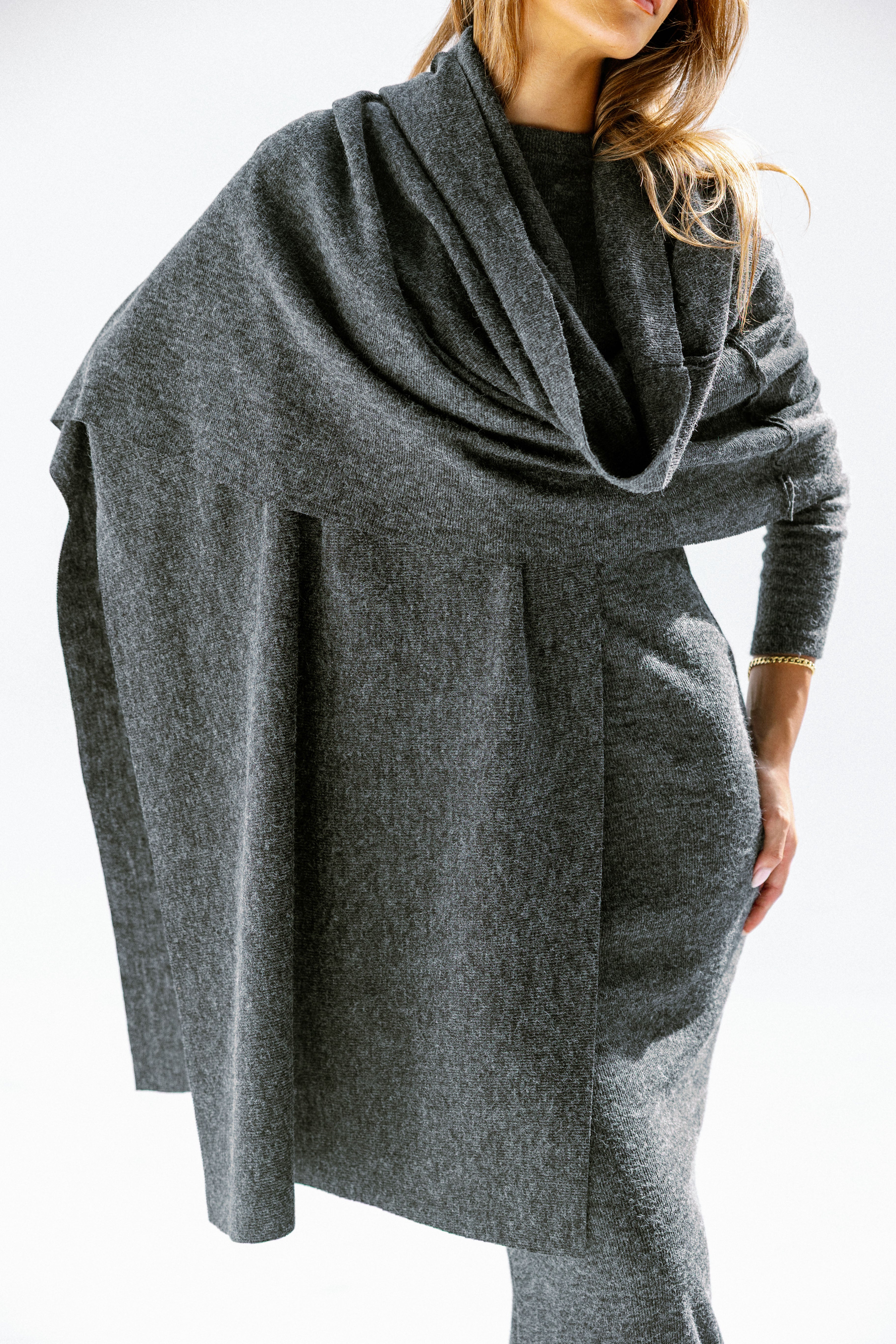 The aura dress  Dark Gray
