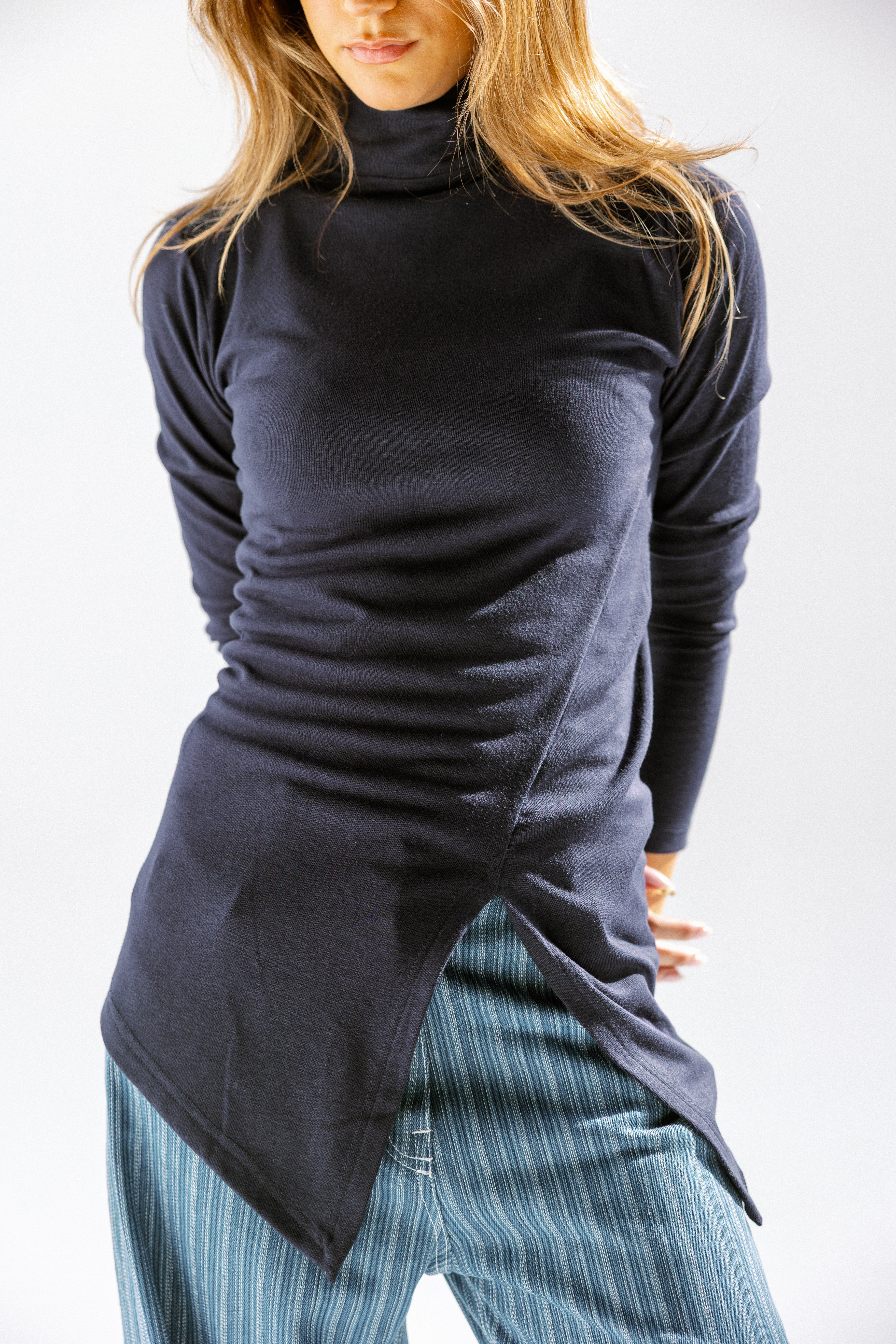 The verge top Navy Blue