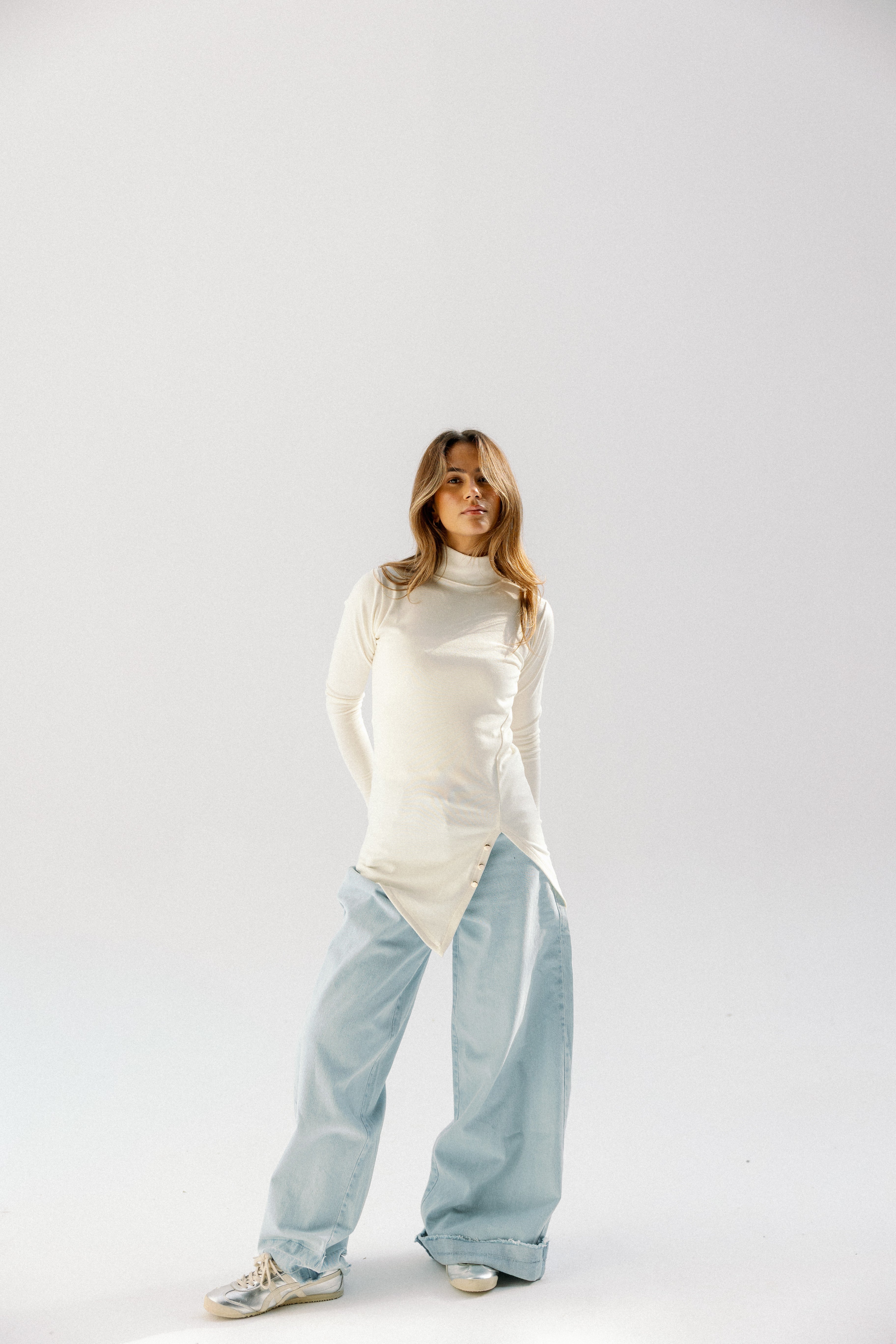 The verge top Off-white