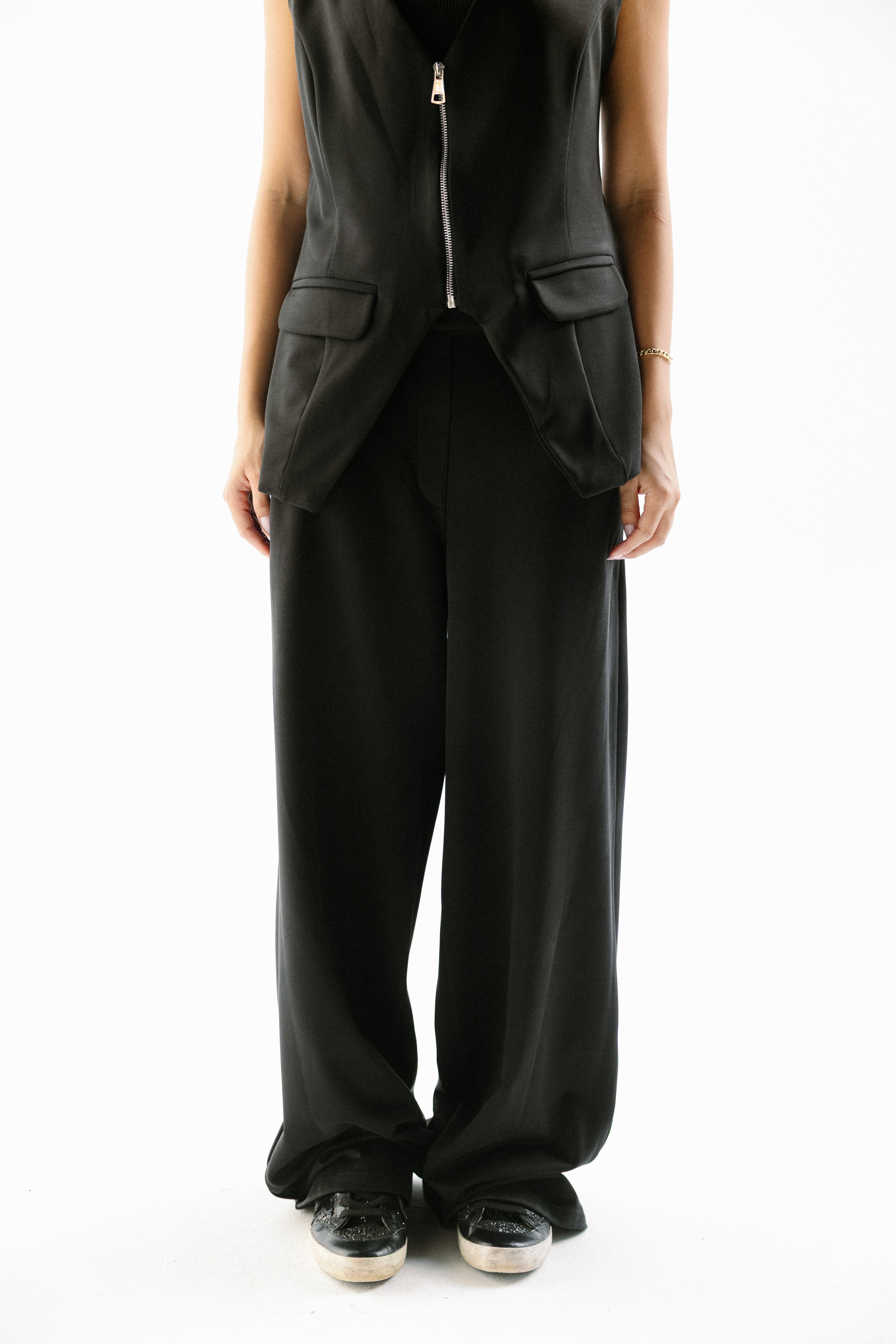 the base form pants Black