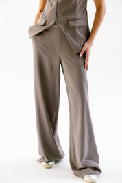 the base form pants  Café